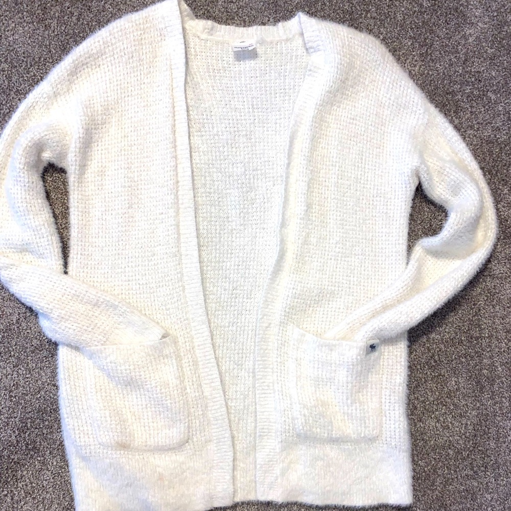 Abercrombie kids white cardigan